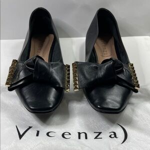 Anthropologie Vicenza Black Leather Women's Flats Studded Bow Size 9M EUC